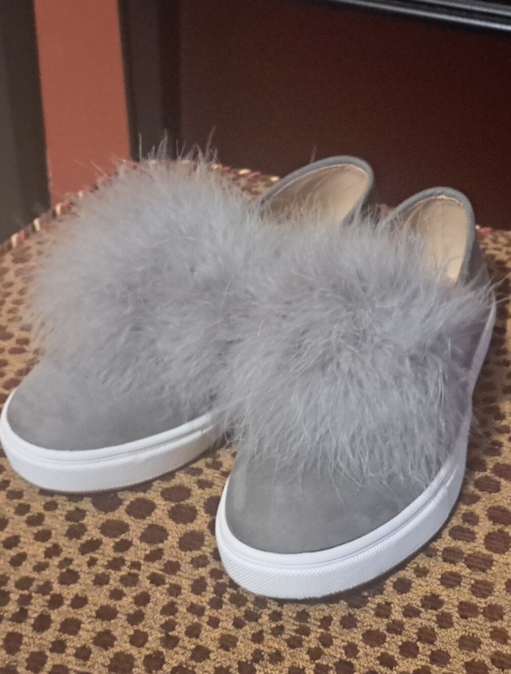 Steve Madden Gray Faux Fur Slip-On Mules